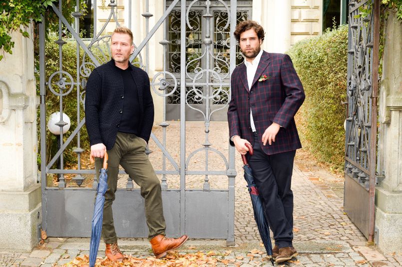 Zwei Herren mit maßgeschneiderter Kleidung in Leipzig